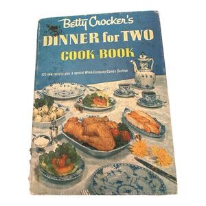 Betty Crocker Blue Dinner for Two Cookbook